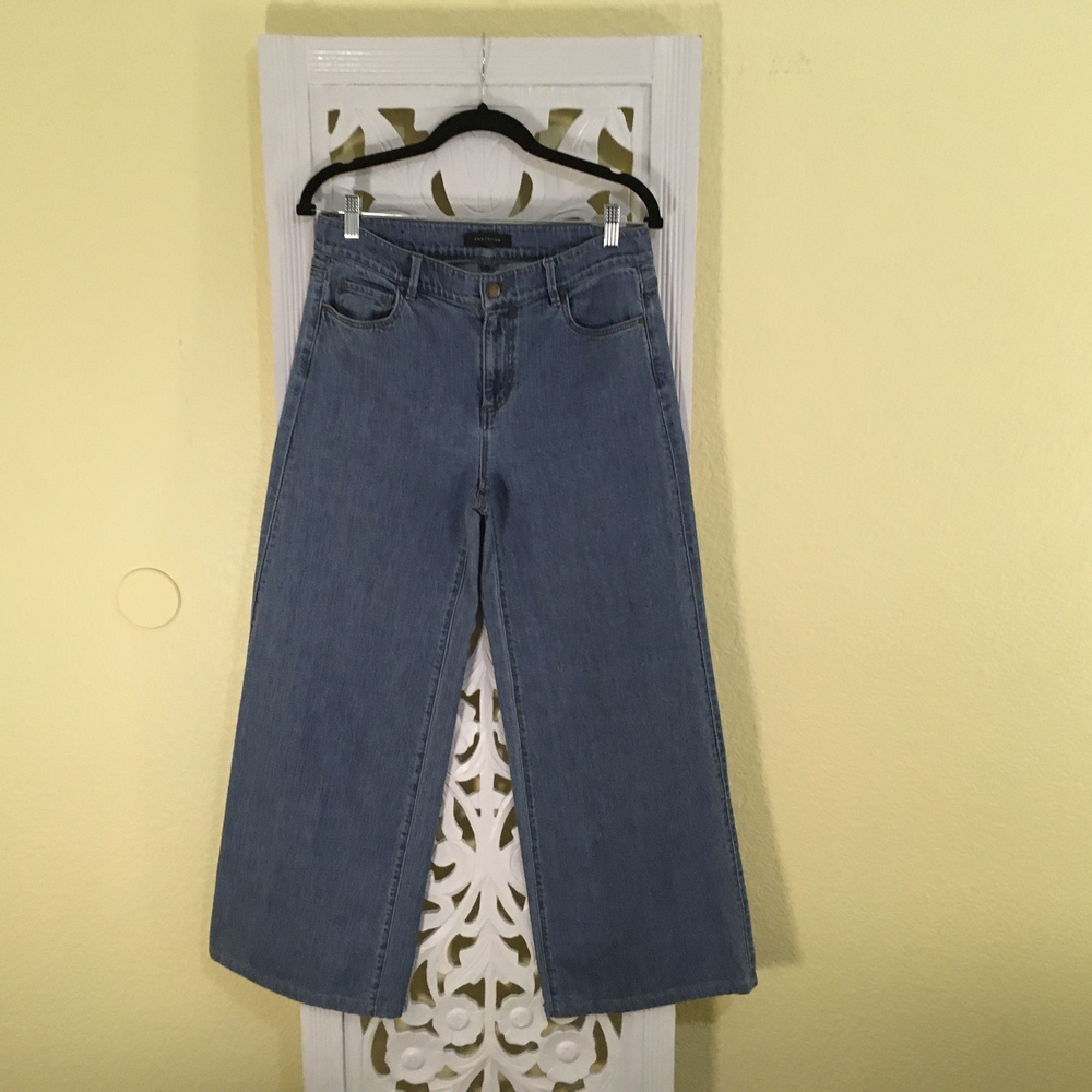 Ann Taylor Blue Flare Wide-Leg Jeans Size 4
